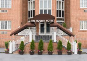 The Roslyn Hotel